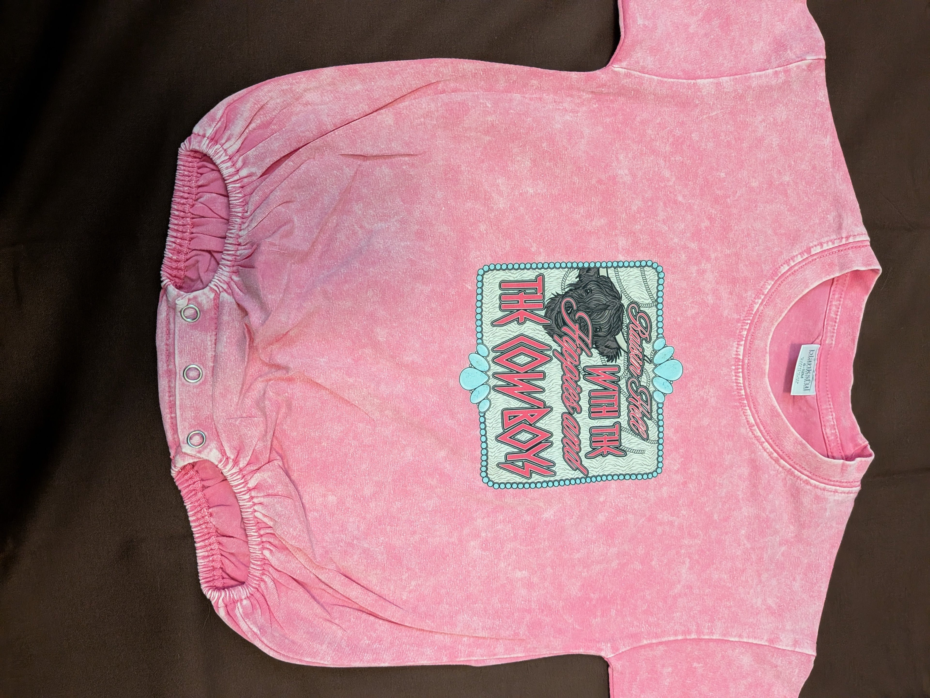 Pink acid wash